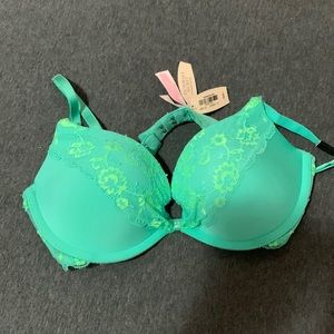 Victoria Secret Bra 32C